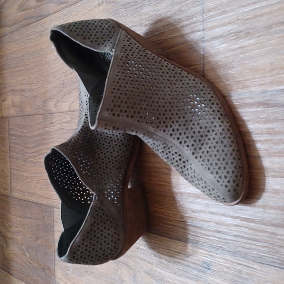 Vince Camuto Shoes - Vince Camuto perforated leather heel booties/ size 8